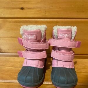 Cat & Jack Cream Fleece-Lined Footwear